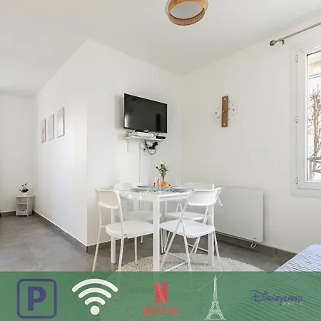 Ideal 4 Person - Disneyland & Paris Appartement *